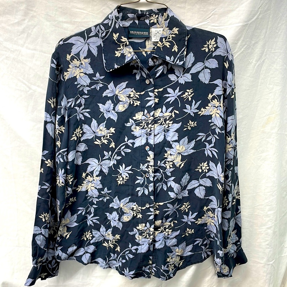 Vintage Bridgetown 100% silk blouse ladies sz M